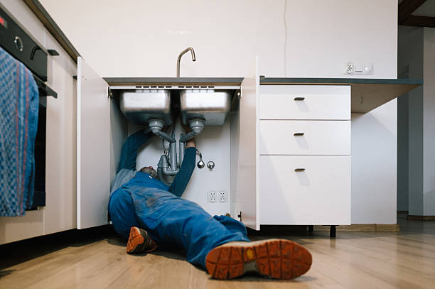 Professional Emergency Plumber technician working in Cliff Island, ME